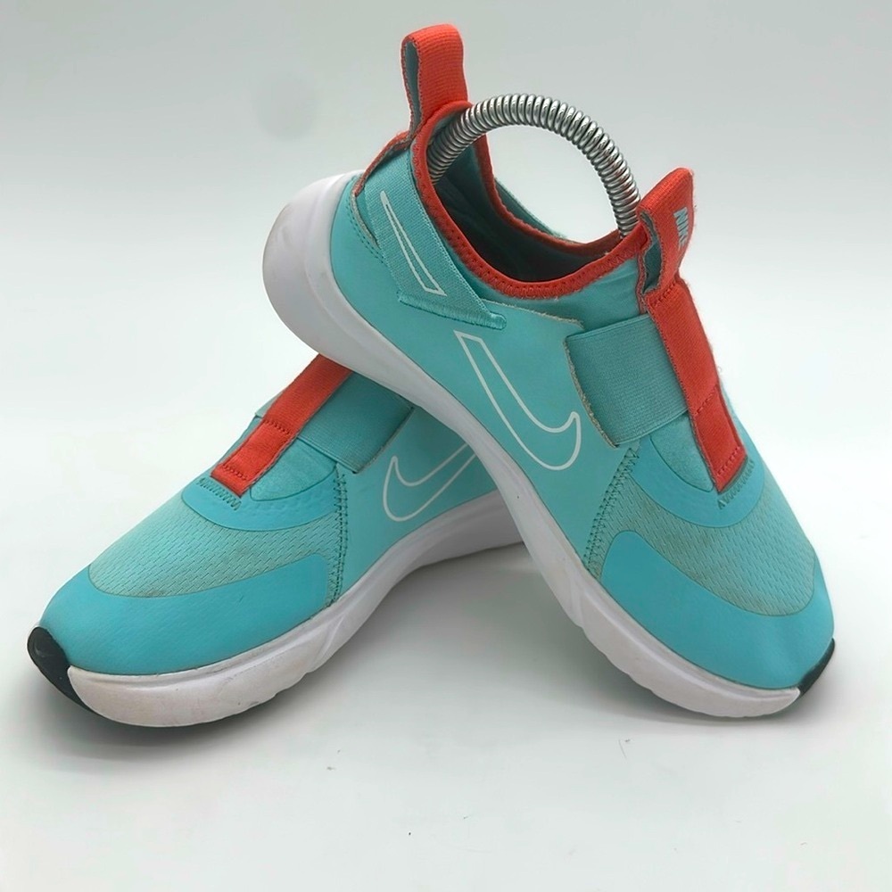 Nike Flex Plus Girls Size 4.5 Y Blue and Red Athletic Sneakers